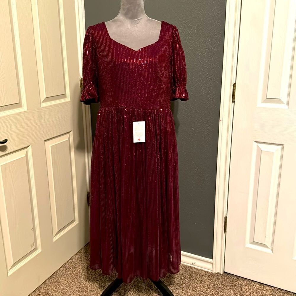 Elegant Women's Burgundy Sequin Midi Dress
